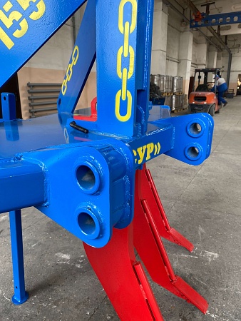 Чизельный глубокорыхлитель ГР